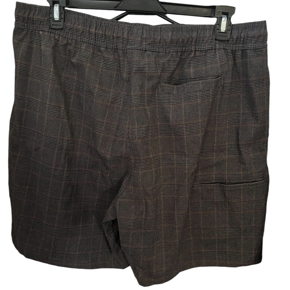 Forever 21 Grey Plaid Shorts 2XL - Picture 2 of 6